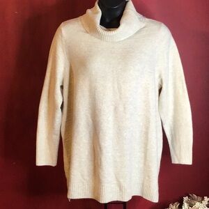 OLD NAVY MATERNITY SWEATER SIZE XXL